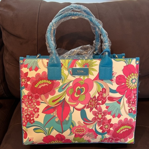 TRINA TURK TOTE NEW WITH TAGS - Picture 1 of 12